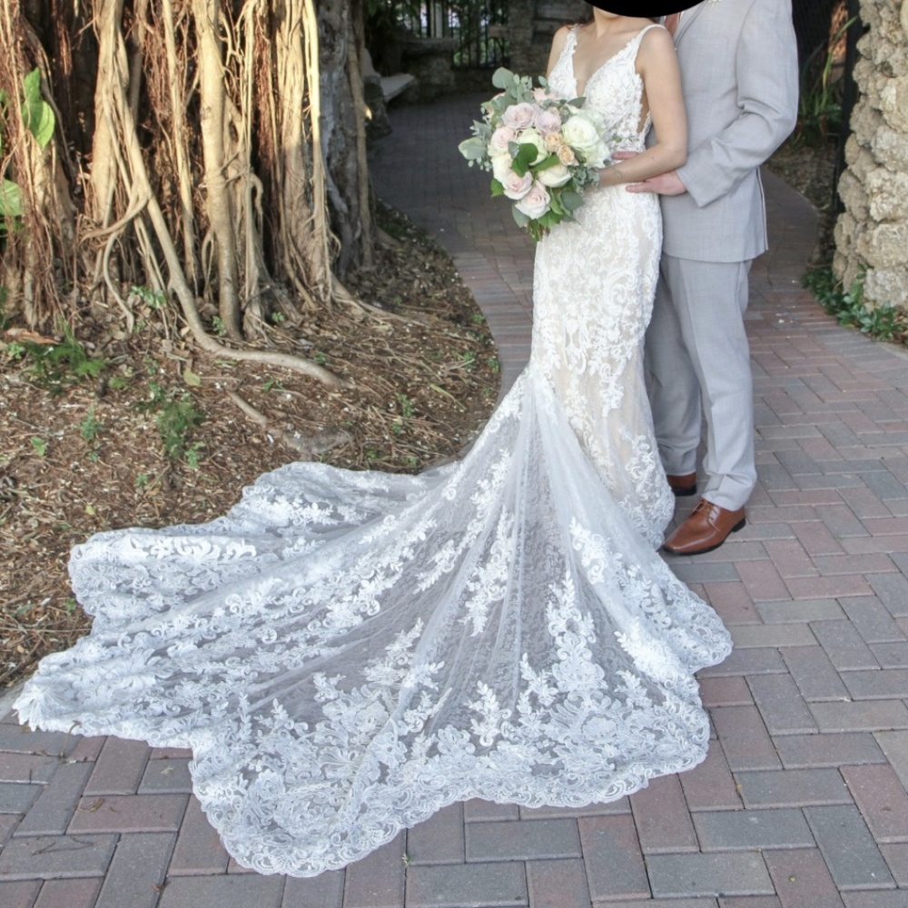 Martina Liana #1078 wedding dress